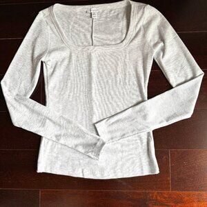 Topshop long sleeve squared scoop neck grey fitted tshirt, size M.
